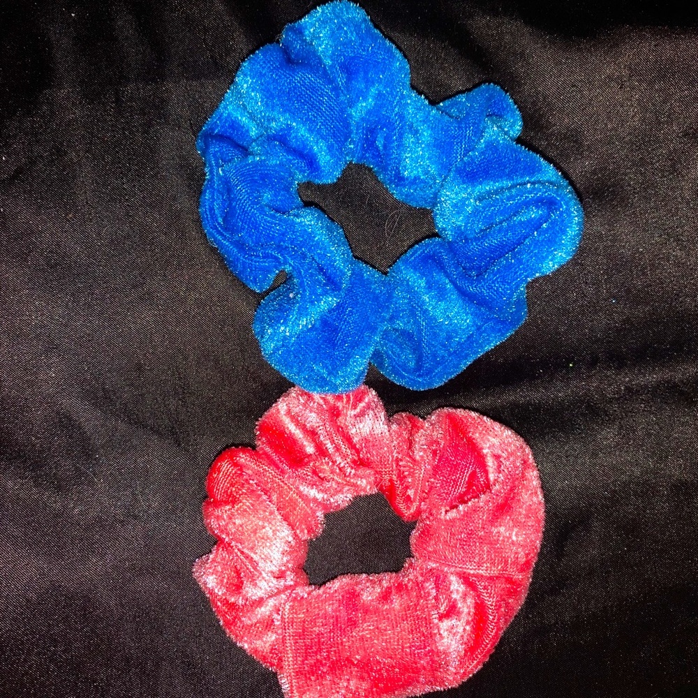Cotton candy scrunchie set